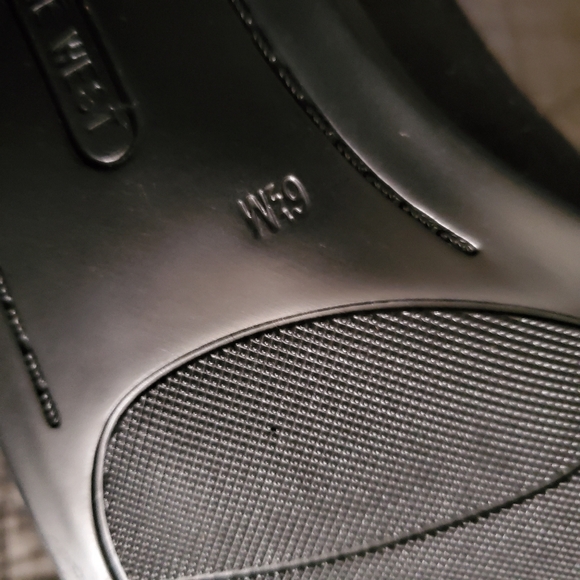 Nine West suede booties - Picture 6 of 10